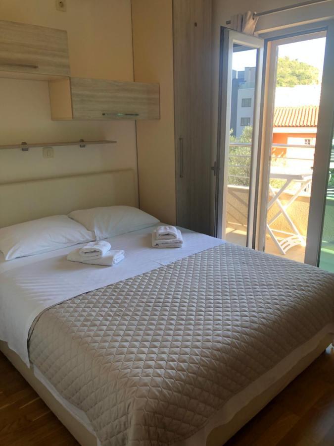 Apartments Rafailovic Ljubo 라파일로비치 외부 사진