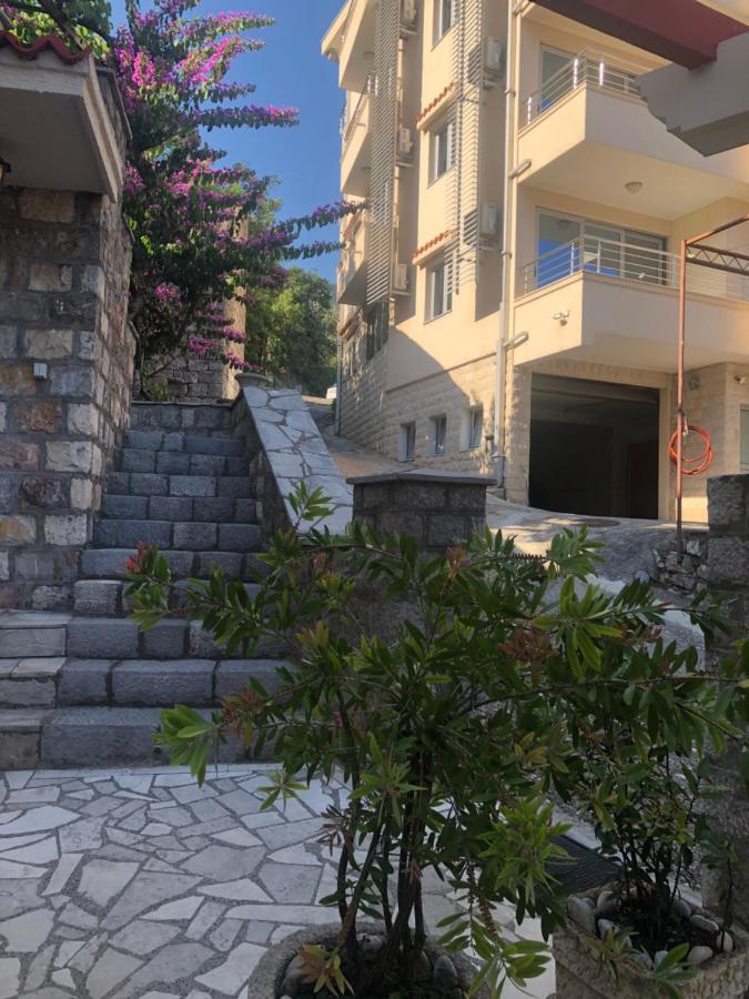 Apartments Rafailovic Ljubo 라파일로비치 외부 사진