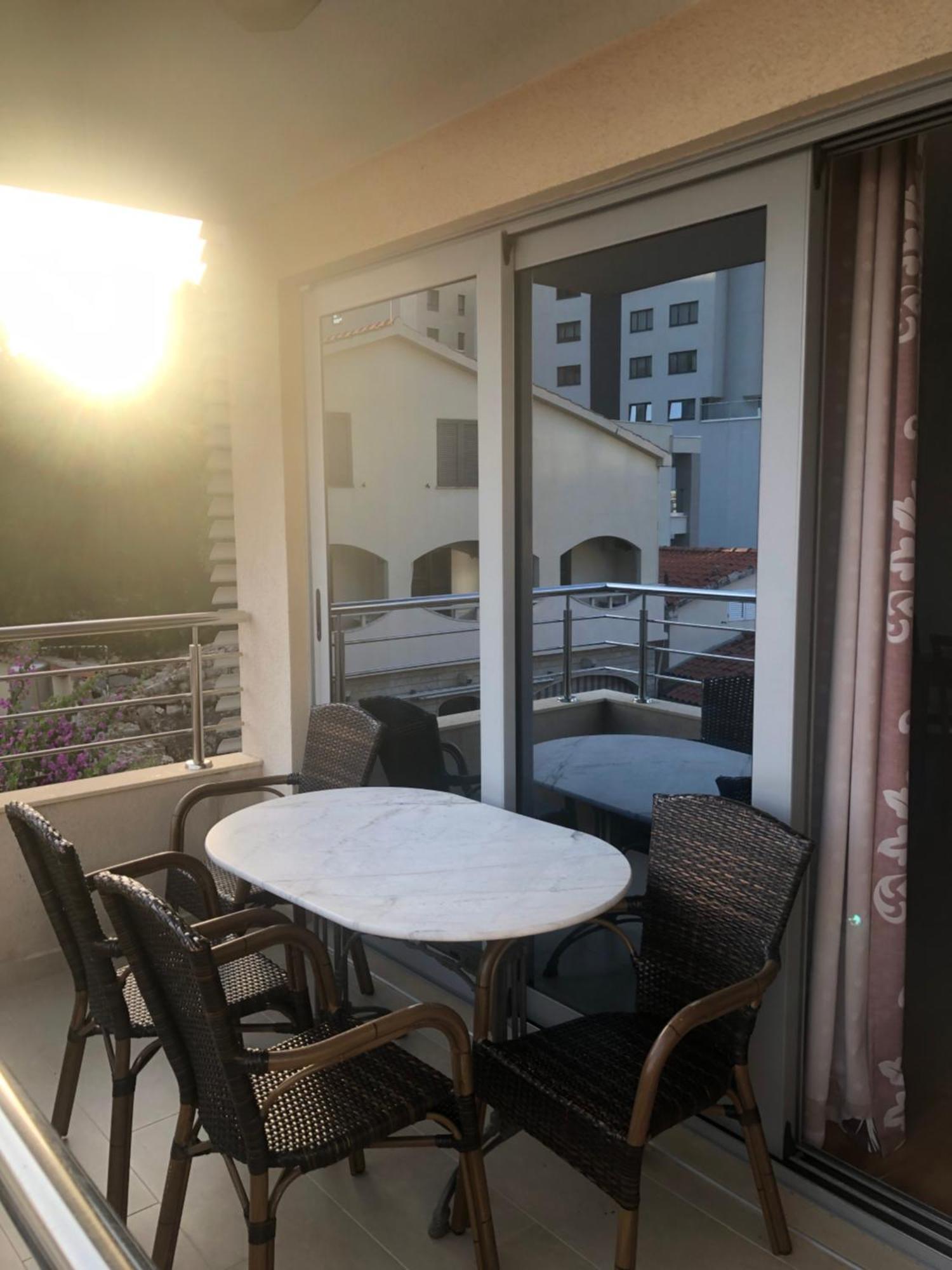 Apartments Rafailovic Ljubo 라파일로비치 외부 사진