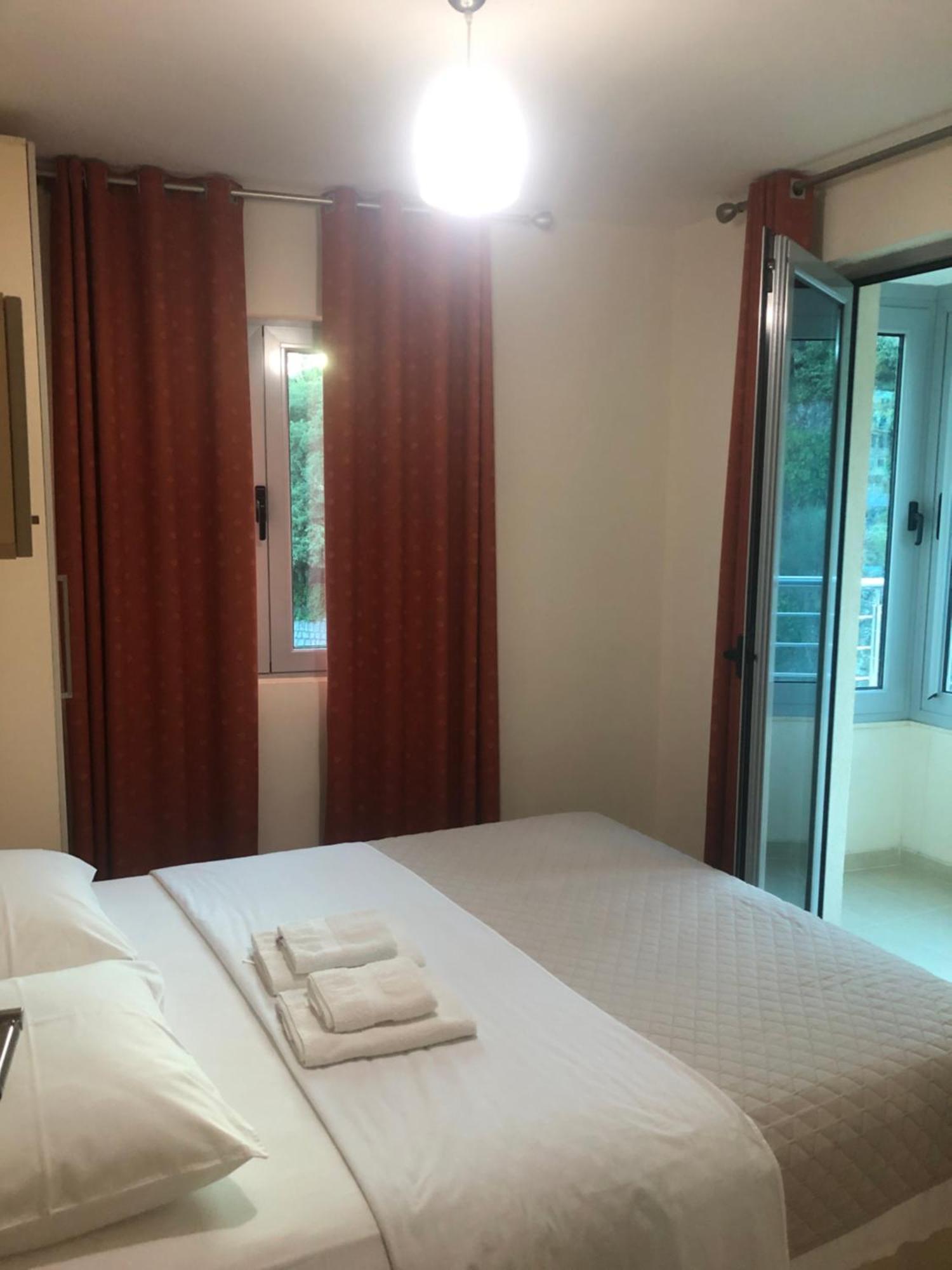 Apartments Rafailovic Ljubo 라파일로비치 외부 사진