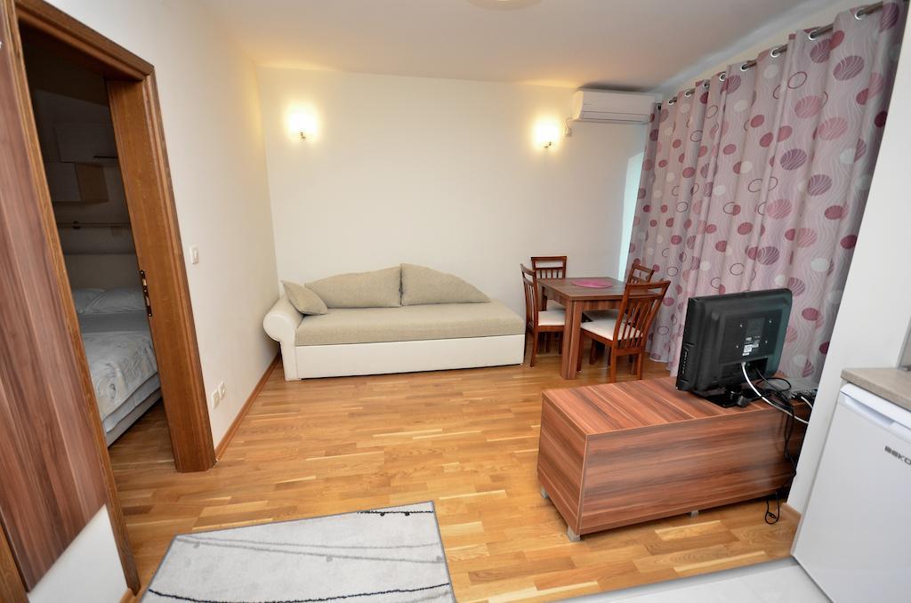 Apartments Rafailovic Ljubo 라파일로비치 객실 사진